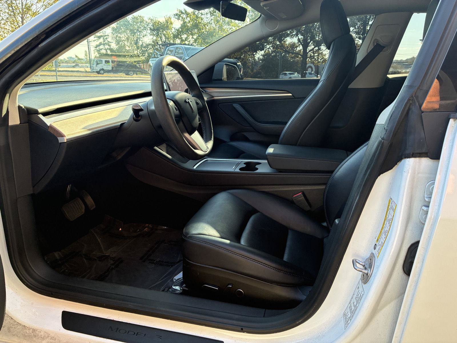 Used 2023 Tesla Model 3 Standard Range RWD image 22