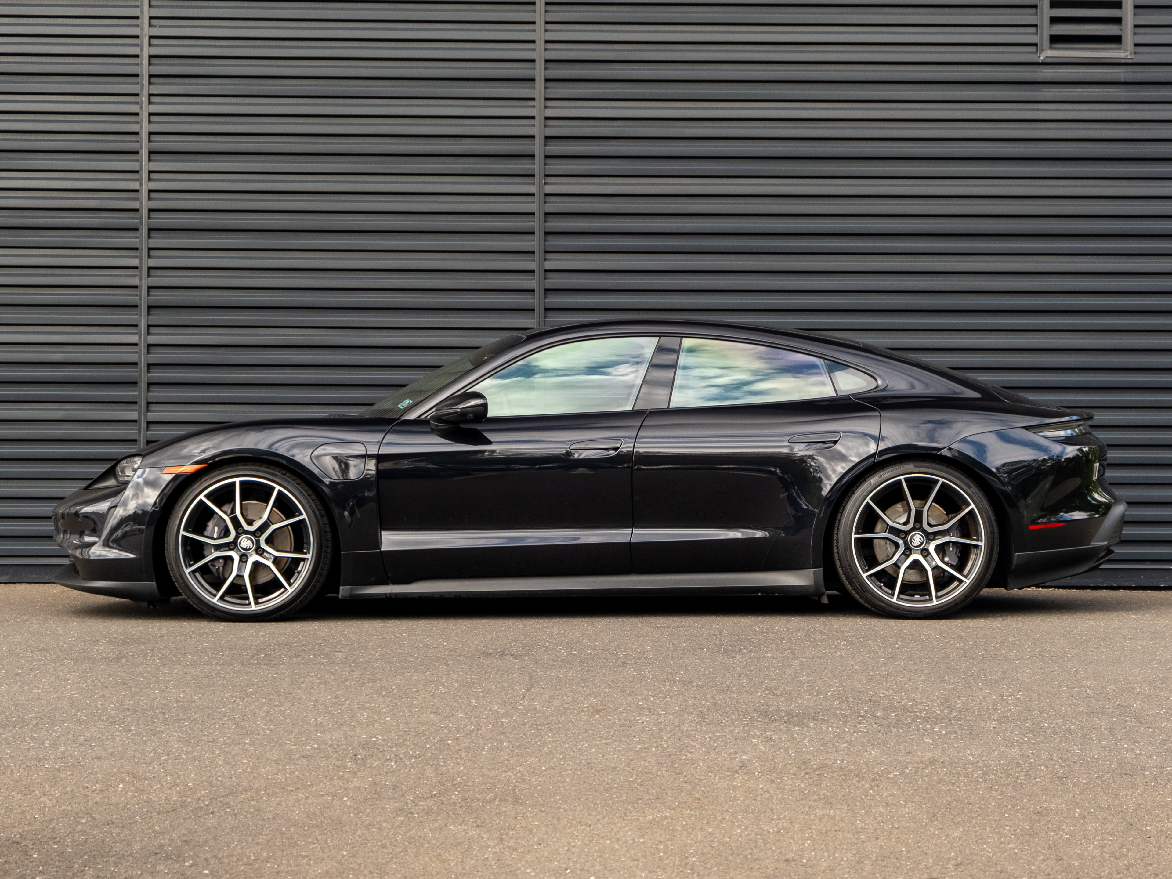 Certified 2024 Porsche Taycan RWD image 2