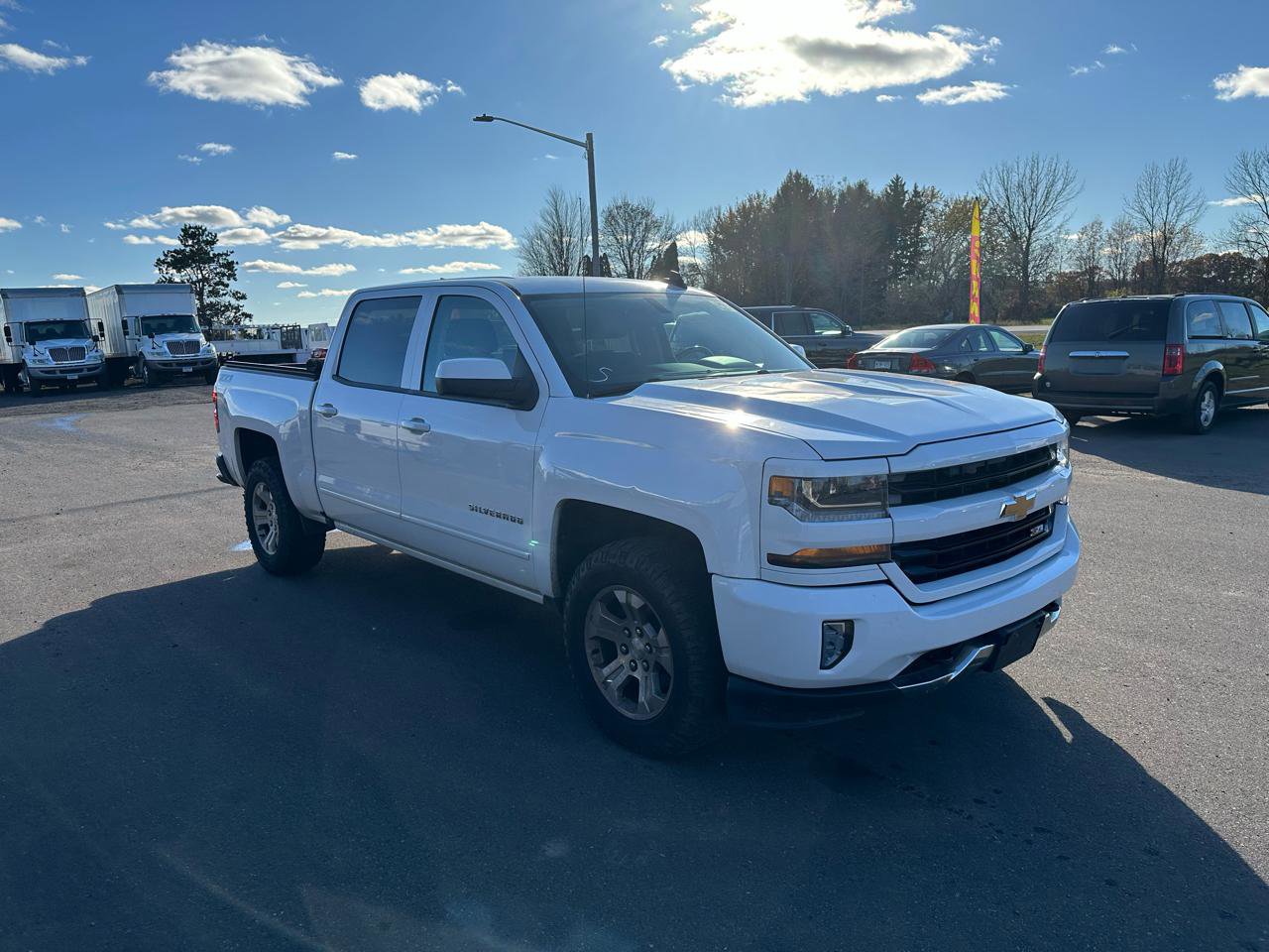 Used 2017 Chevrolet Silverado 1500 LT w/ All Star Edition AWD/4WD image 3