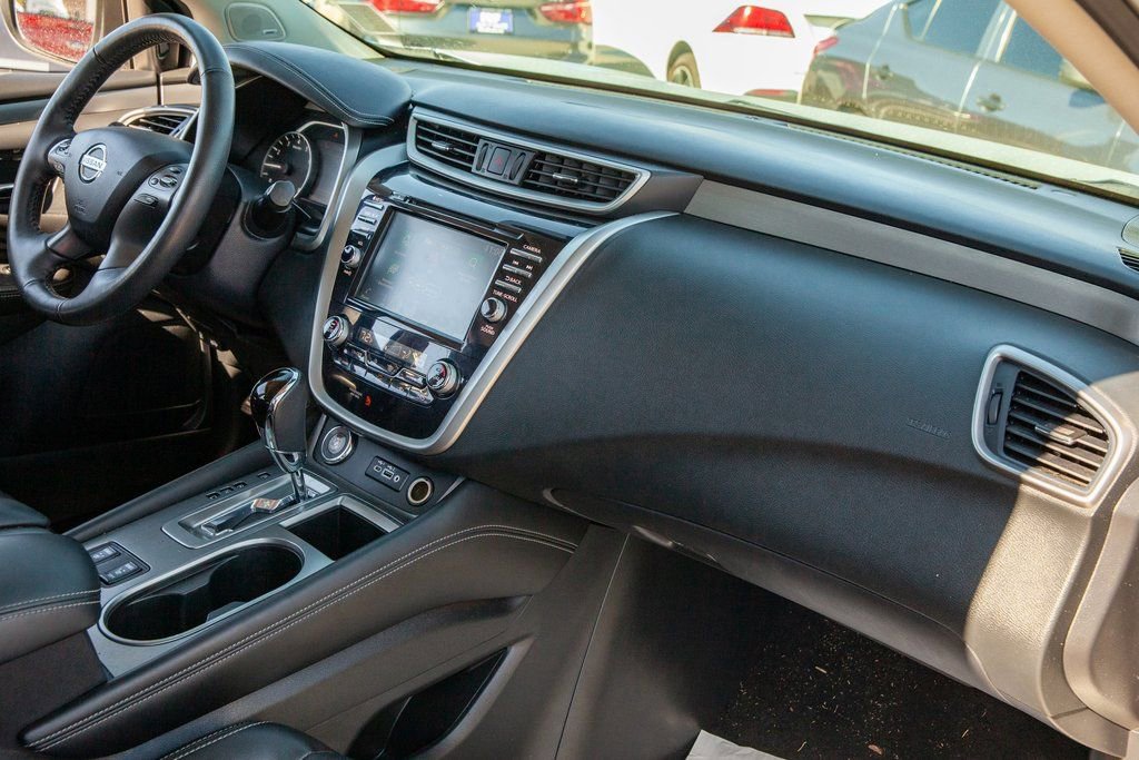 Used 2022 Nissan Murano SL w/ SL Moonroof Package image 11