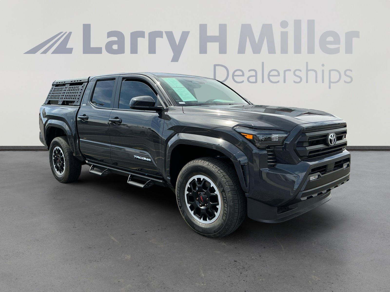 Certified 2025 Toyota Tacoma SR5 image 7