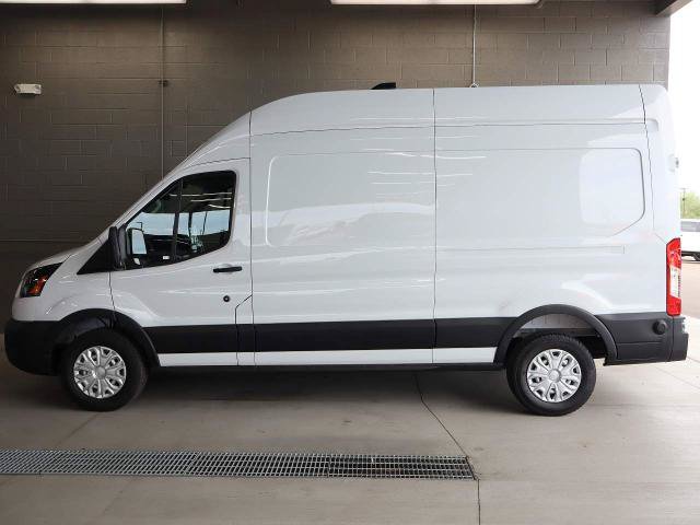 Certified 2026 Ford Transit 250 148 High Roof RWD image 18