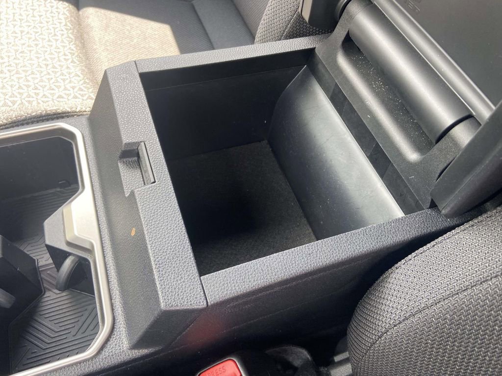 Used 2025 Toyota 4Runner SR5 image 26