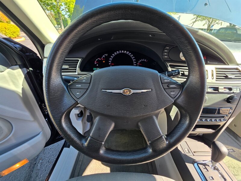 Used 2007 Chrysler Pacifica AWD image 38
