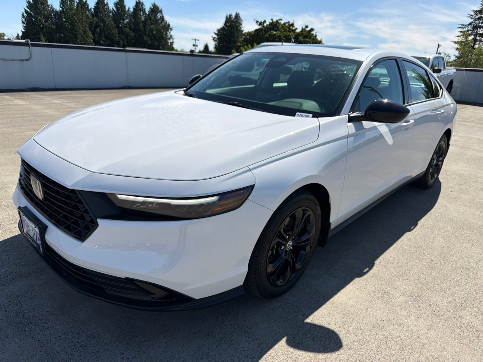 Used 2025 Honda Accord SE image 1
