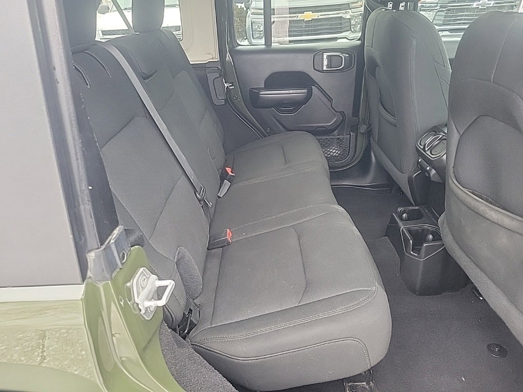 Used 2021 Jeep Wrangler Unlimited Sport image 24