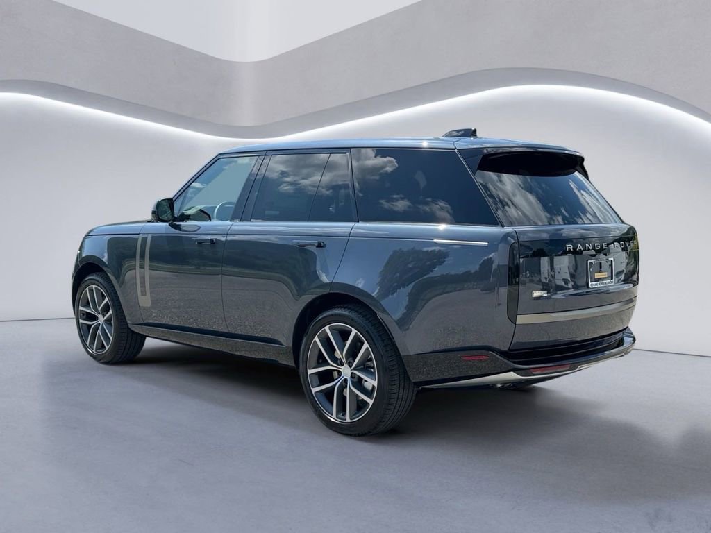 New 2025 Land Rover Range Rover SE image 5