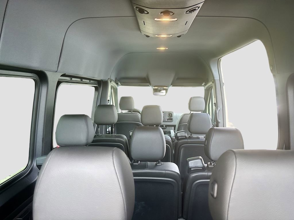 Used 2024 Mercedes-Benz Sprinter 2500 image 17