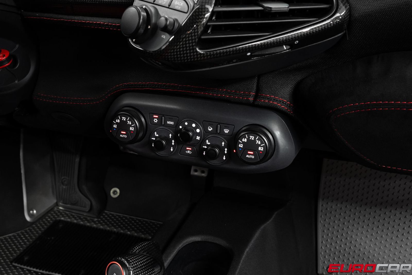 Used 2015 Ferrari 458 Speciale Coupe RWD image 39