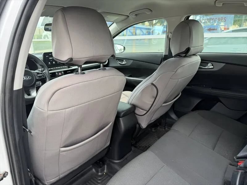 Used 2021 Kia Forte LXS FWD image 13