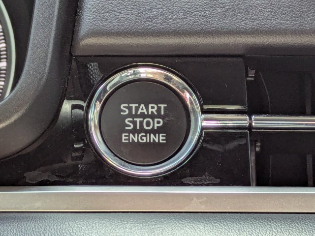 Used 2024 Mitsubishi Outlander ES FWD image 30