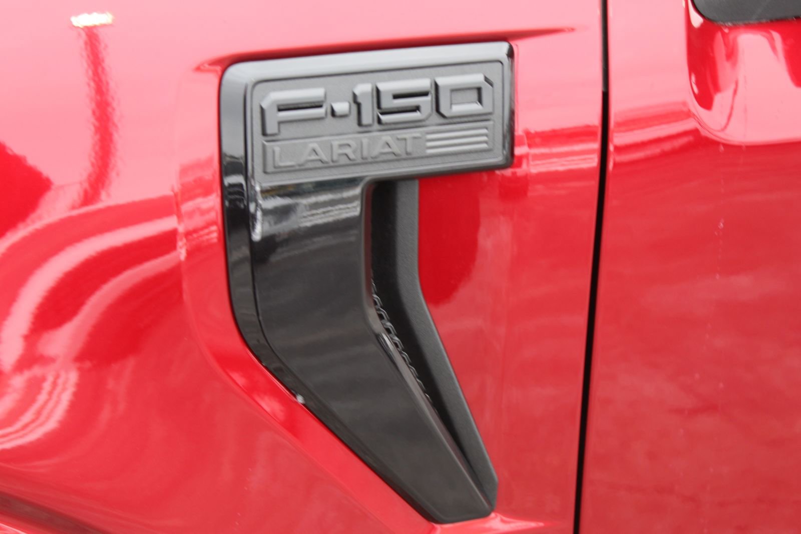 New 2026 Ford F150 Lariat image 3