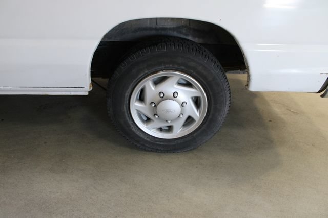 Used 2012 Ford E-150 and Econoline 150 w/ Commercial Cargo Van Pkg RWD image 37