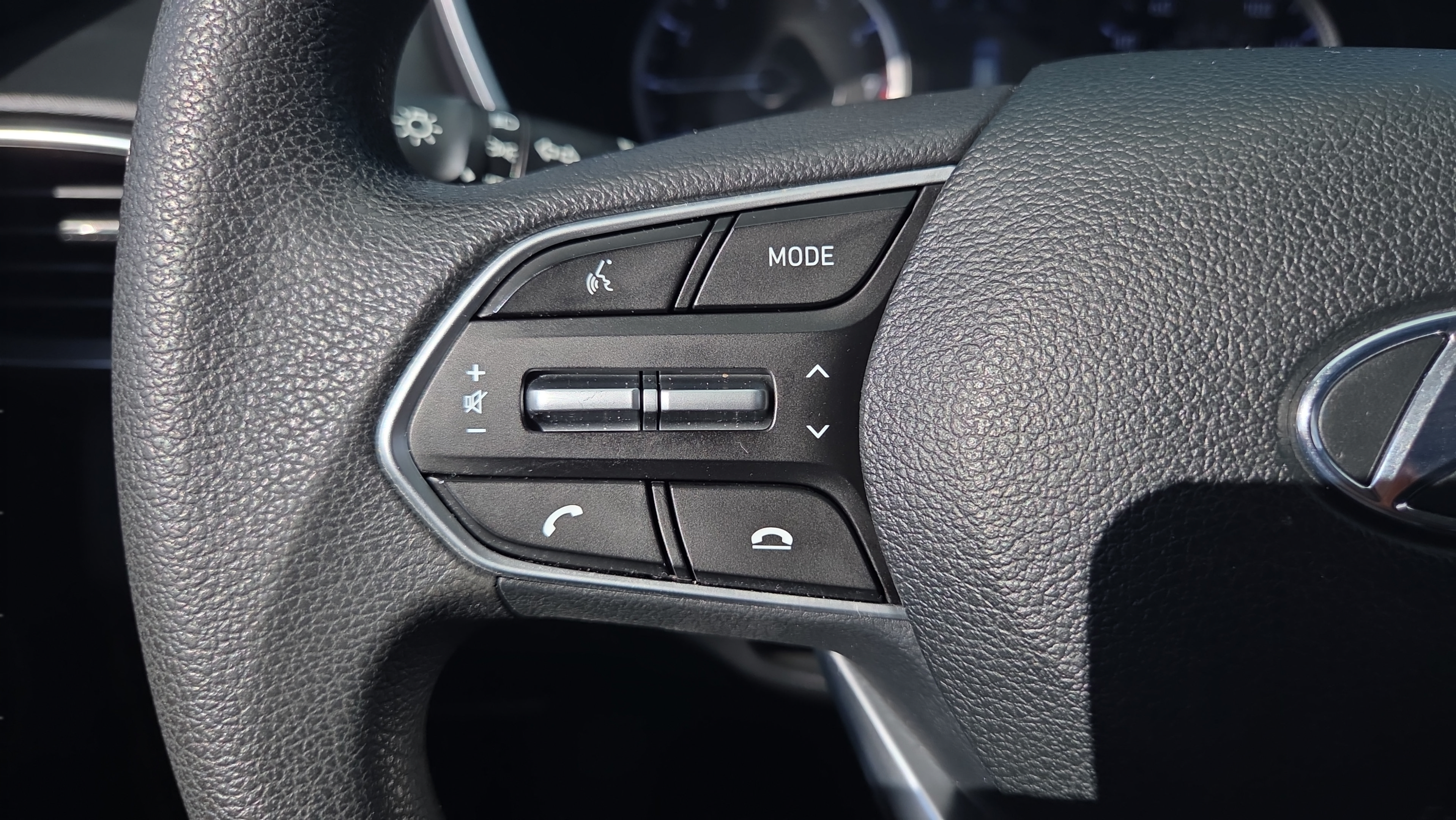 Used 2019 Hyundai Santa Fe SE FWD image 22