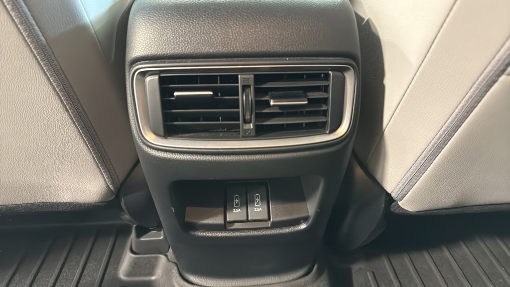 Used 2020 Honda CR-V Touring image 17