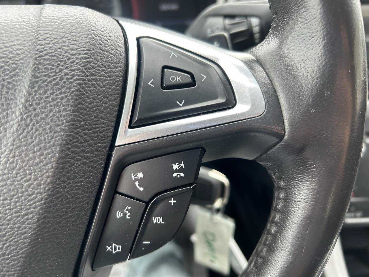 Used 2015 Ford Fusion SE w/ Equipment Group 201A AWD/4WD image 19