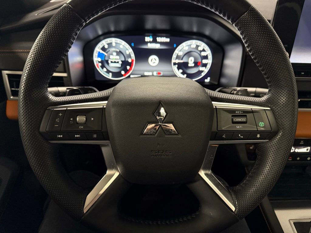 Used 2023 Mitsubishi Outlander SEL 40th Anniversary image 11