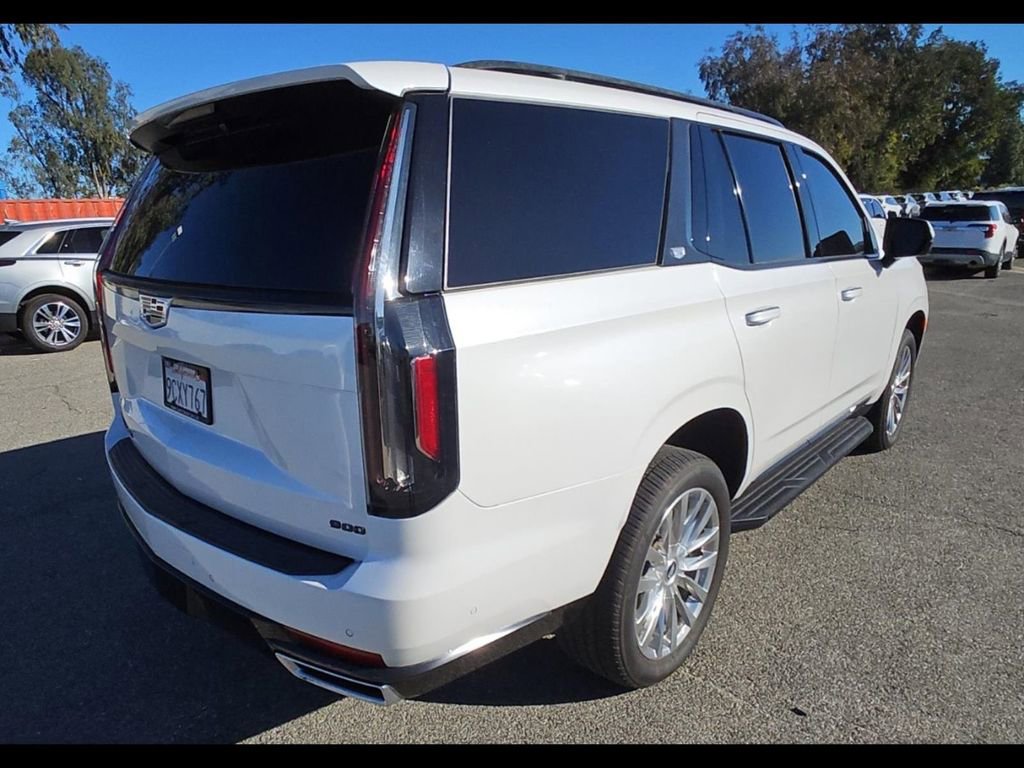 Used 2023 Cadillac Escalade Premium Luxury w/ LPO, Illumination Package AWD/4WD image 2