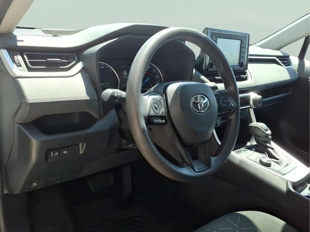 Used 2021 Toyota RAV4 XLE AWD/4WD image 13