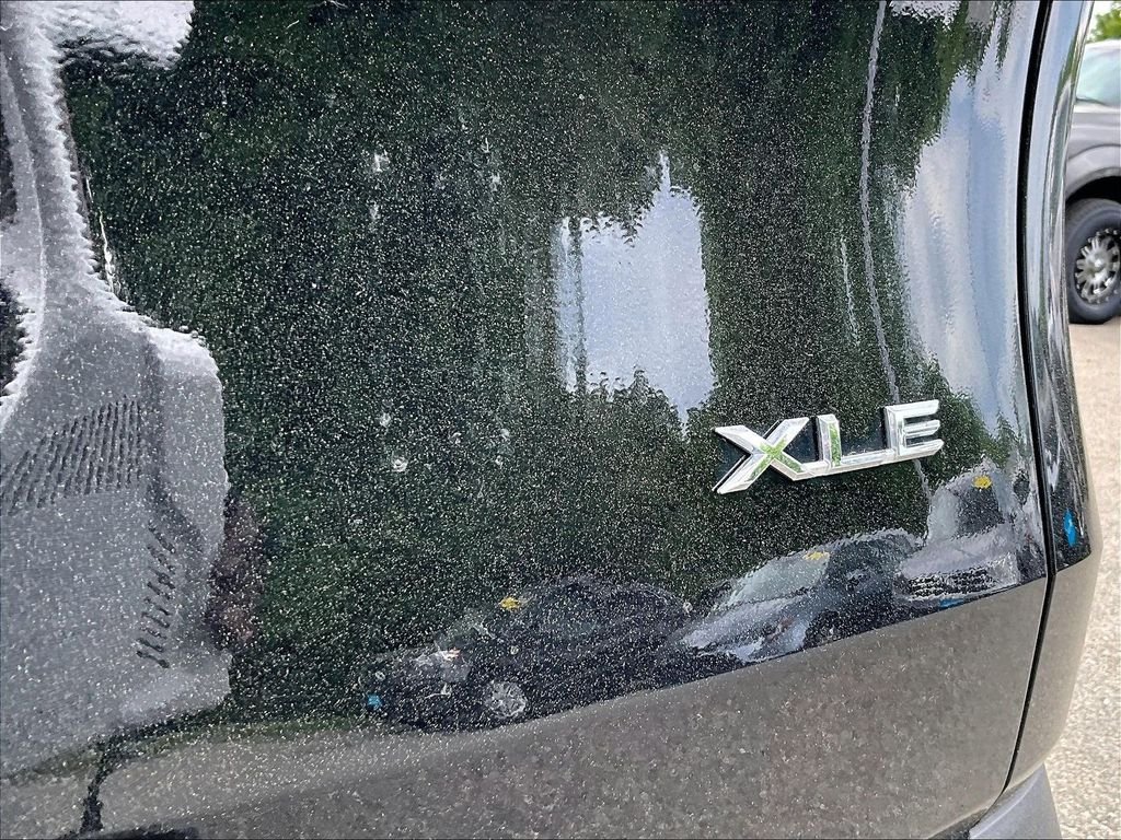 Used 2025 Toyota Grand Highlander AWD image 30