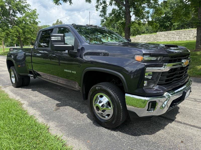 Used 2024 Chevrolet Silverado 3500 LT w/ Convenience Package AWD/4WD image 20