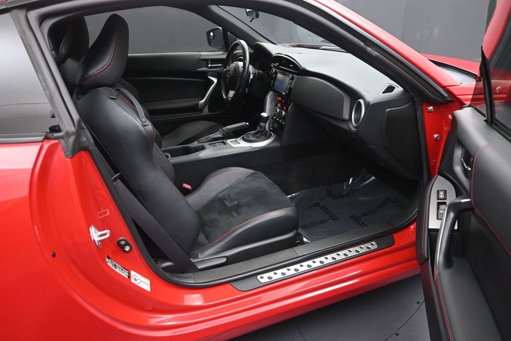 Used 2017 Subaru BRZ Limited RWD image 10