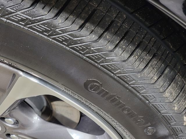 Certified 2025 Acura RDX w/ Technology Package image 12