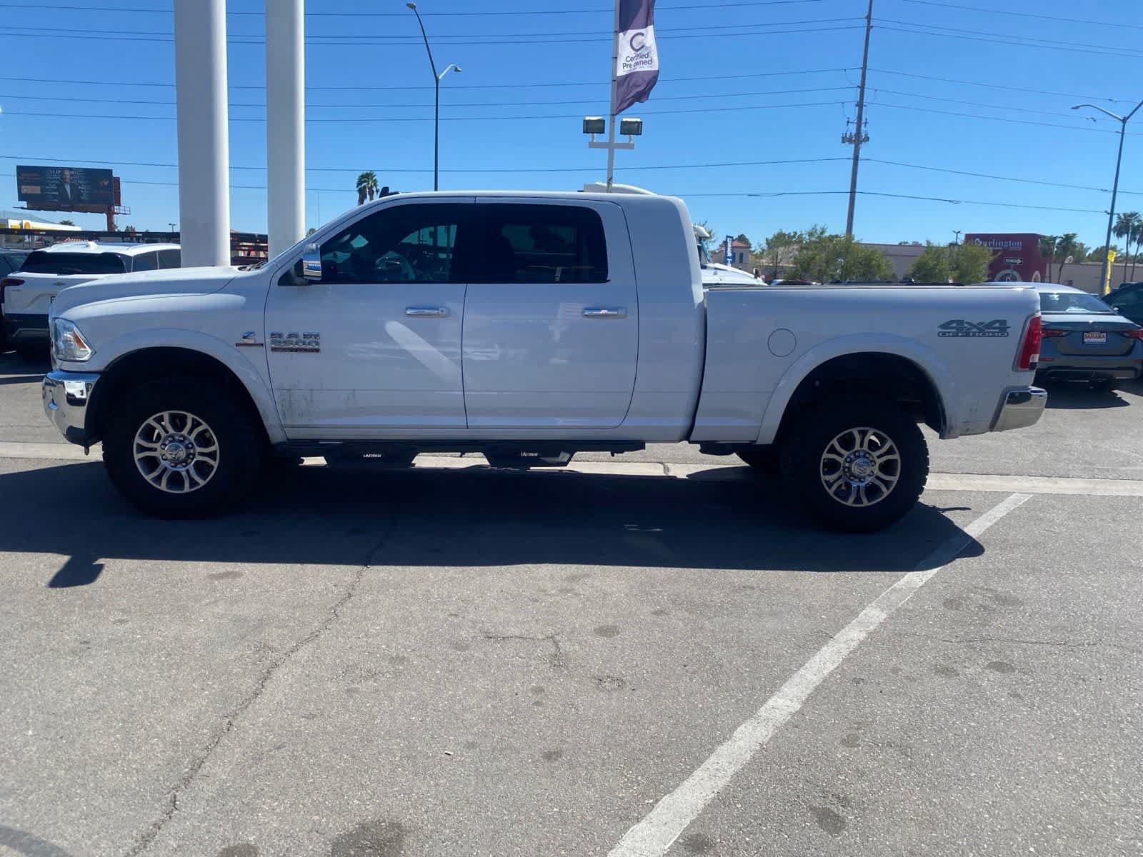 Used 2018 RAM 2500 Laramie w/ Off Road Package AWD/4WD image 9