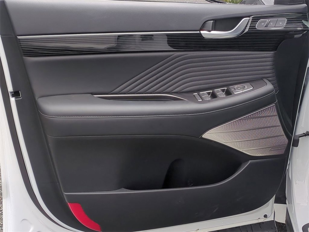 Used 2025 Hyundai Palisade Calligraphy image 10