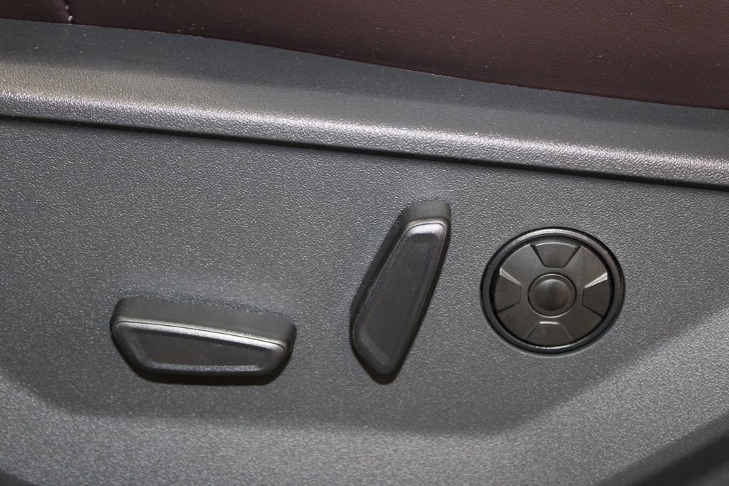 New 2026 Ford Expedition Platinum image 16