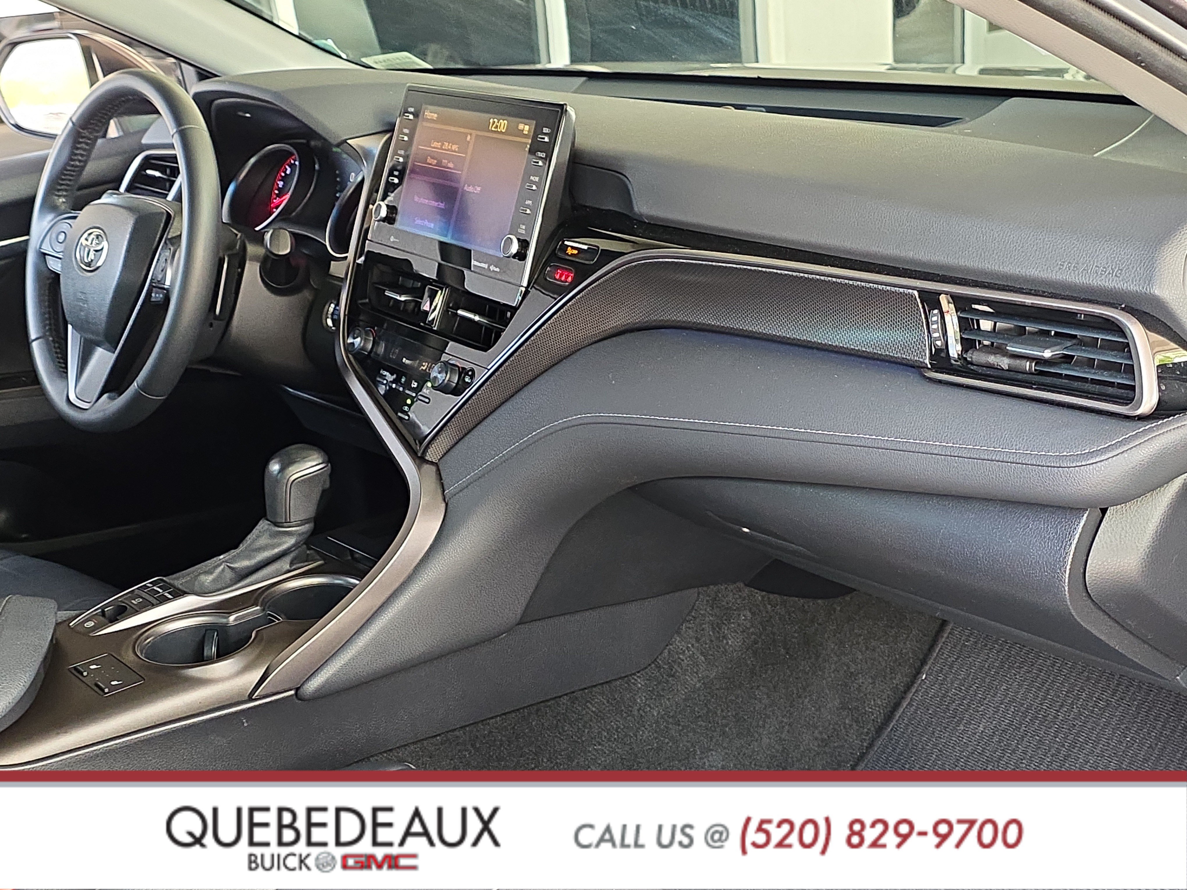 Used 2022 Toyota Camry XSE FWD image 28
