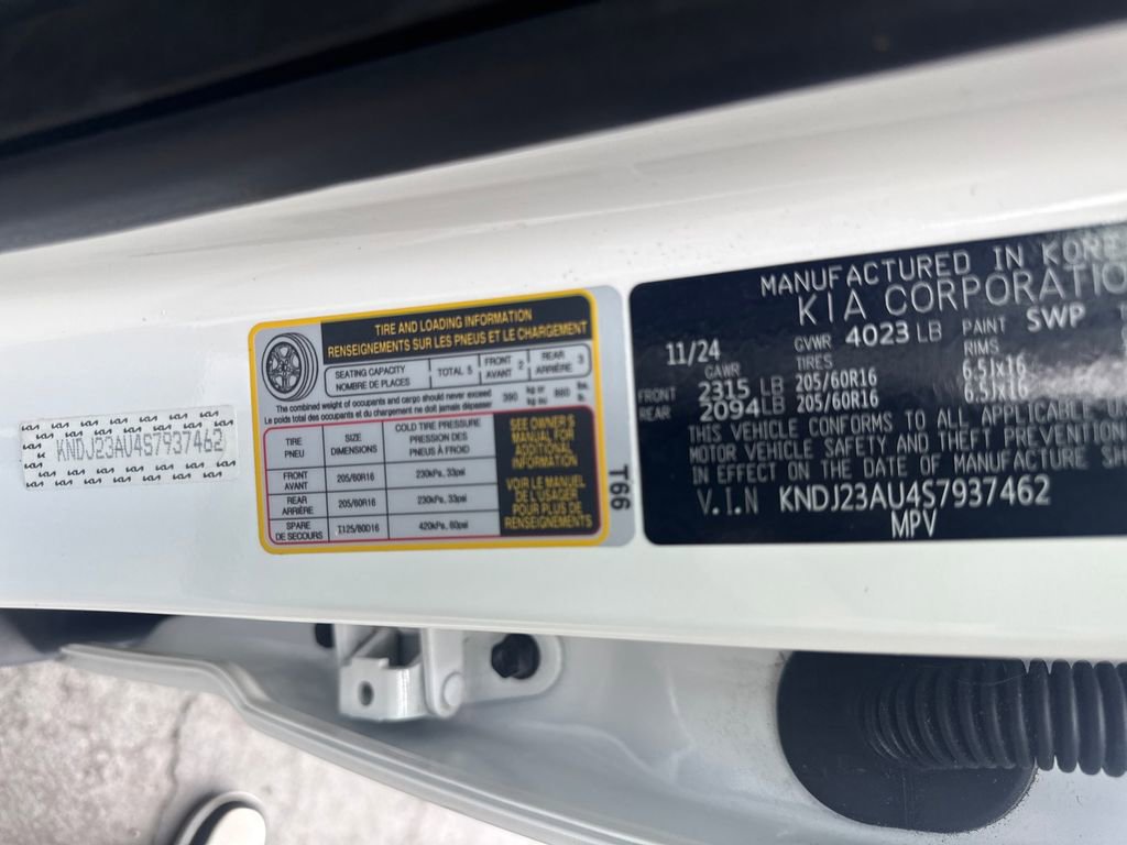 Used 2025 Kia Soul LX w/ LX Technology Package image 33