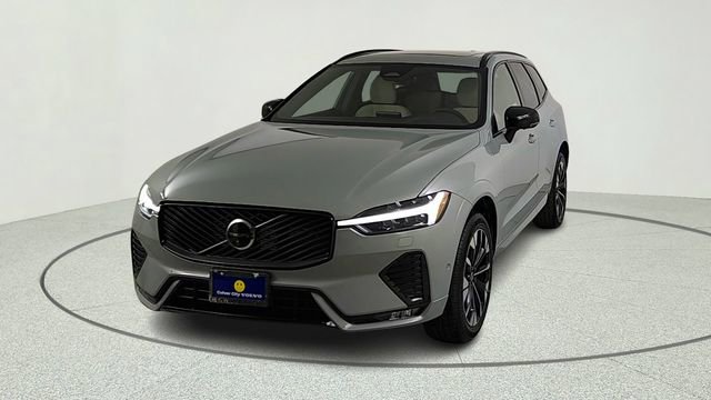New 2026 Volvo XC60 B5 Plus w/ Climate Package PRO AWD/4WD image 2