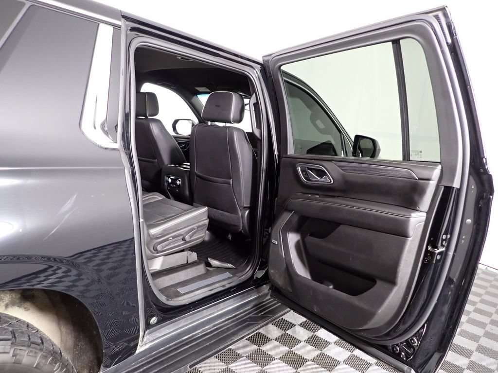 Used 2021 GMC Yukon XL SLT AWD/4WD image 36