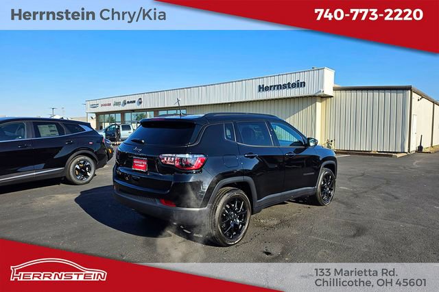 Used 2025 Jeep Compass Latitude w/ Altitude Special Edition image 22