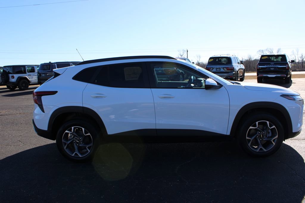 New 2026 Chevrolet Trax LT w/ Sunroof Package image 11