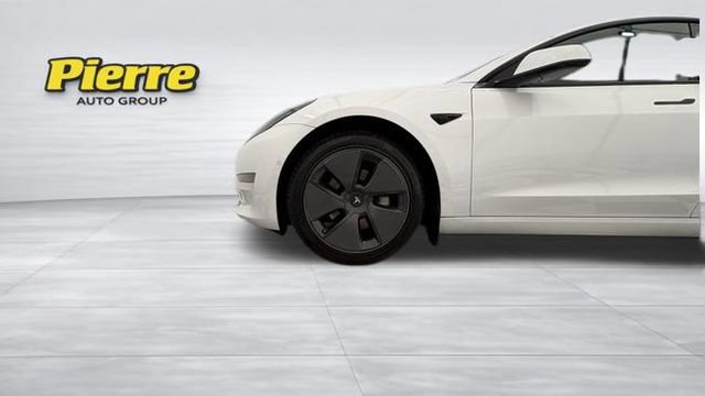 Used 2021 Tesla Model 3 Standard Range Plus RWD image 10