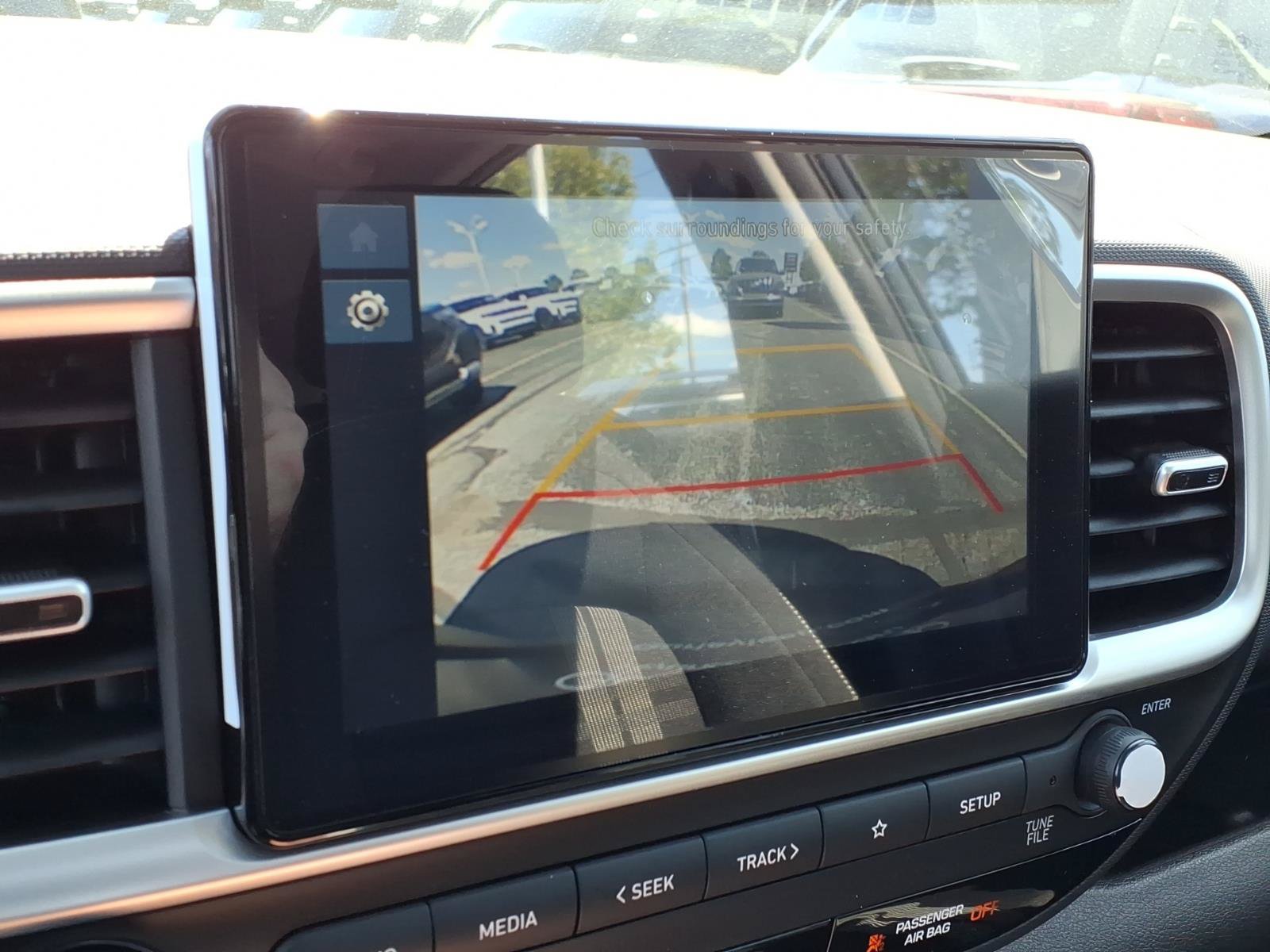 New 2026 Hyundai Venue SEL FWD image 16