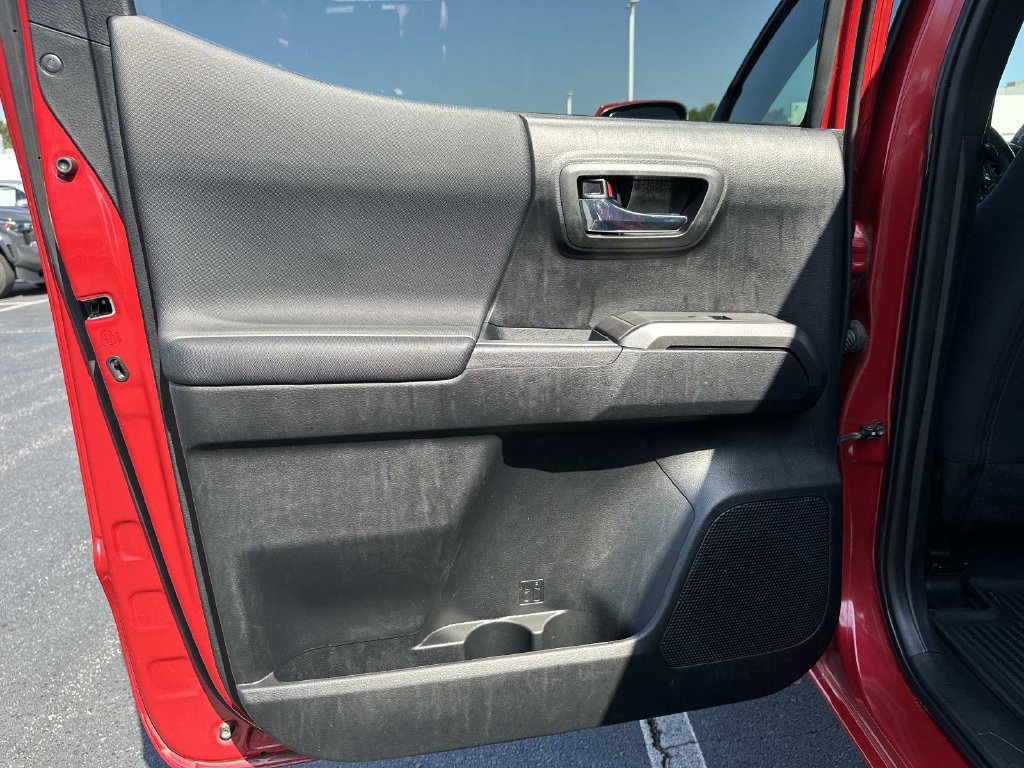 Used 2021 Toyota Tacoma TRD Sport RWD image 14