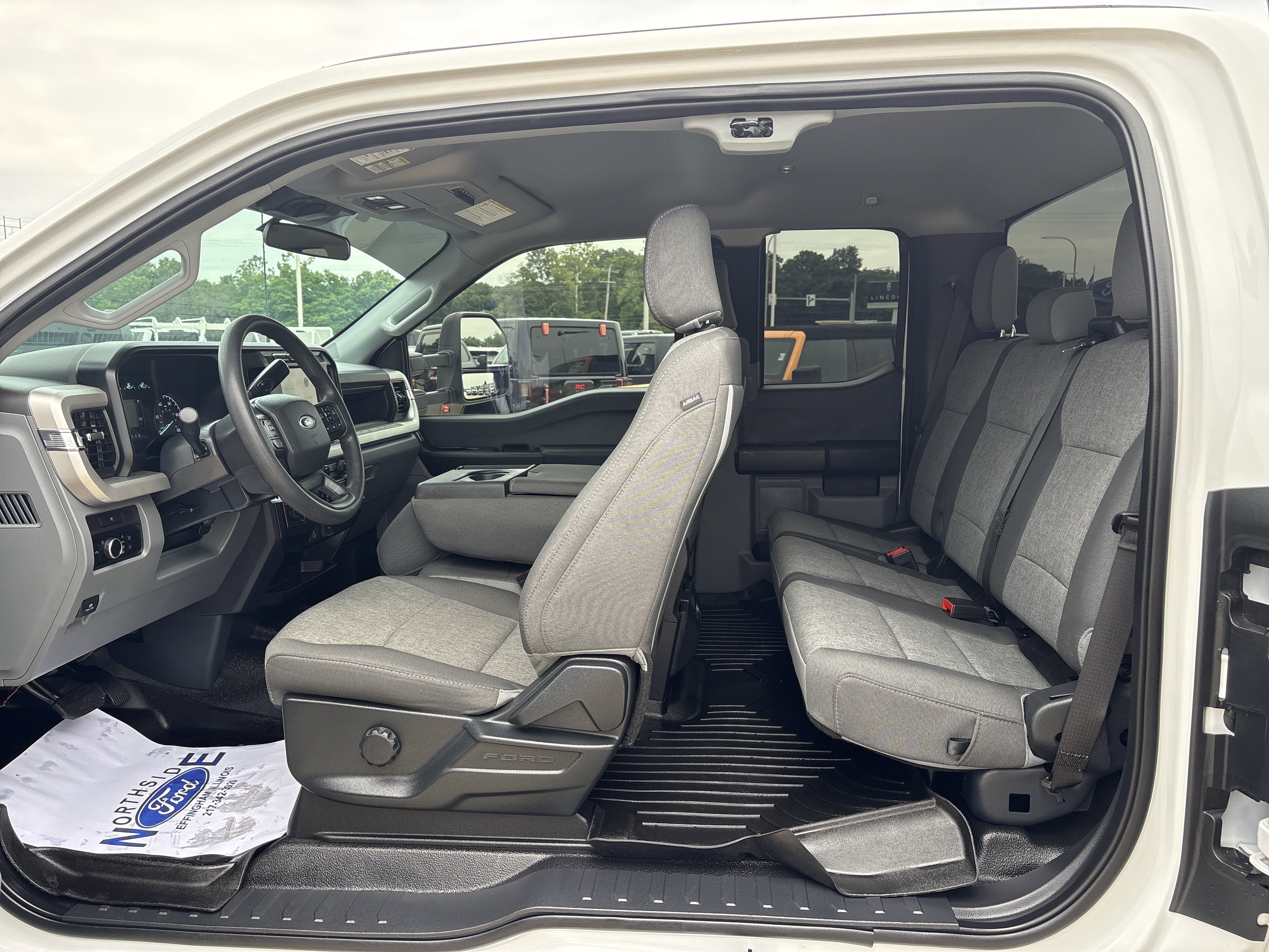 Used 2024 Ford F350 XL w/ Camper Package AWD/4WD image 10