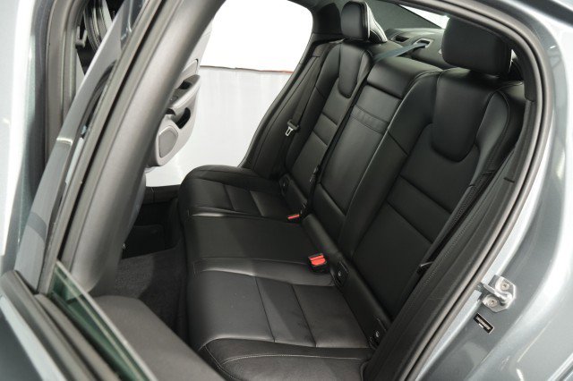 Used 2019 Volvo S60 T6 Momentum AWD/4WD image 38