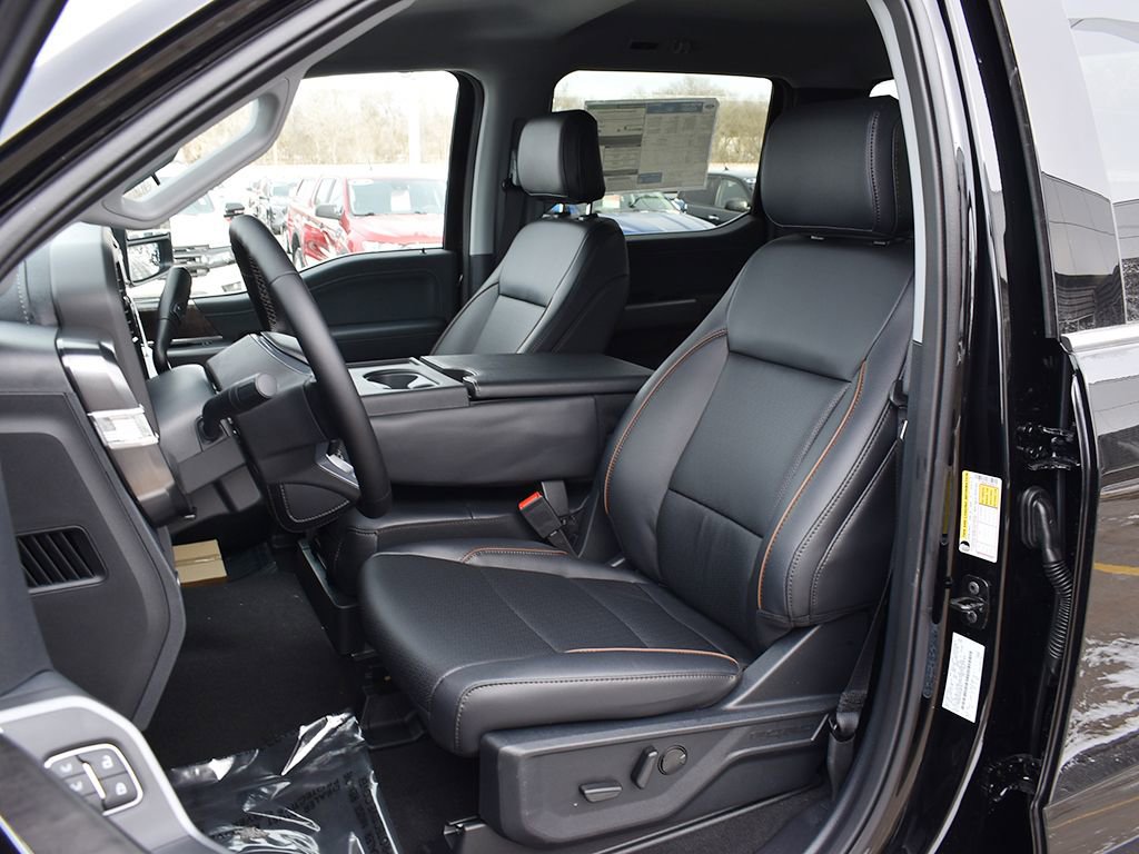 New 2026 Ford F250 Lariat w/ Chrome Package image 5