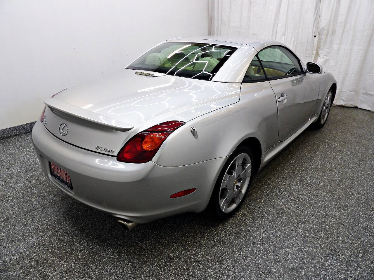 Used 2004 Lexus SC 430 Convertible RWD image 6