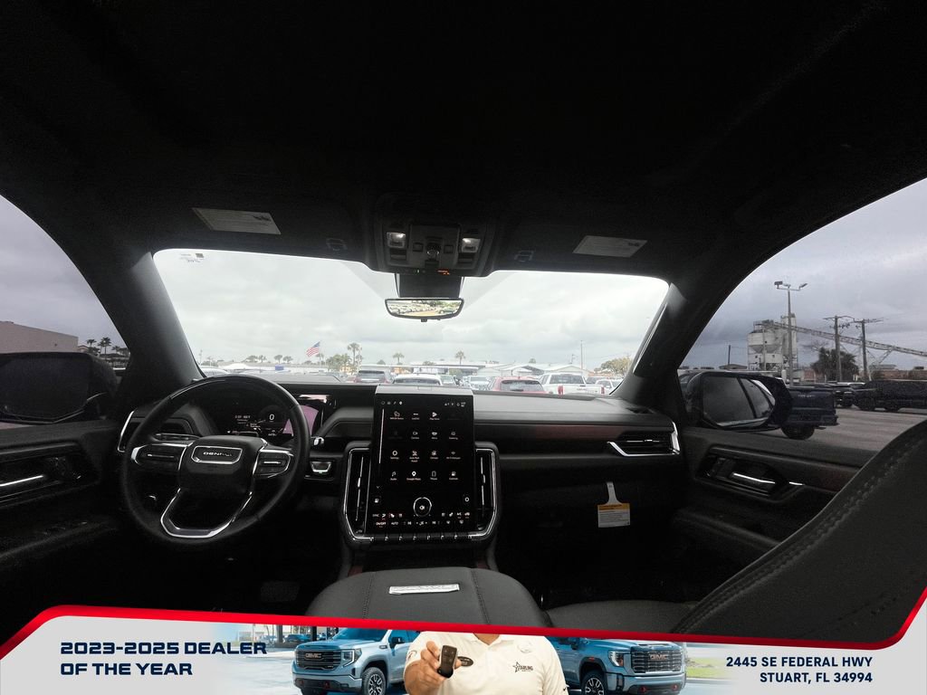 Used 2025 GMC Yukon XL Denali w/ Denali Reserve Package image 15