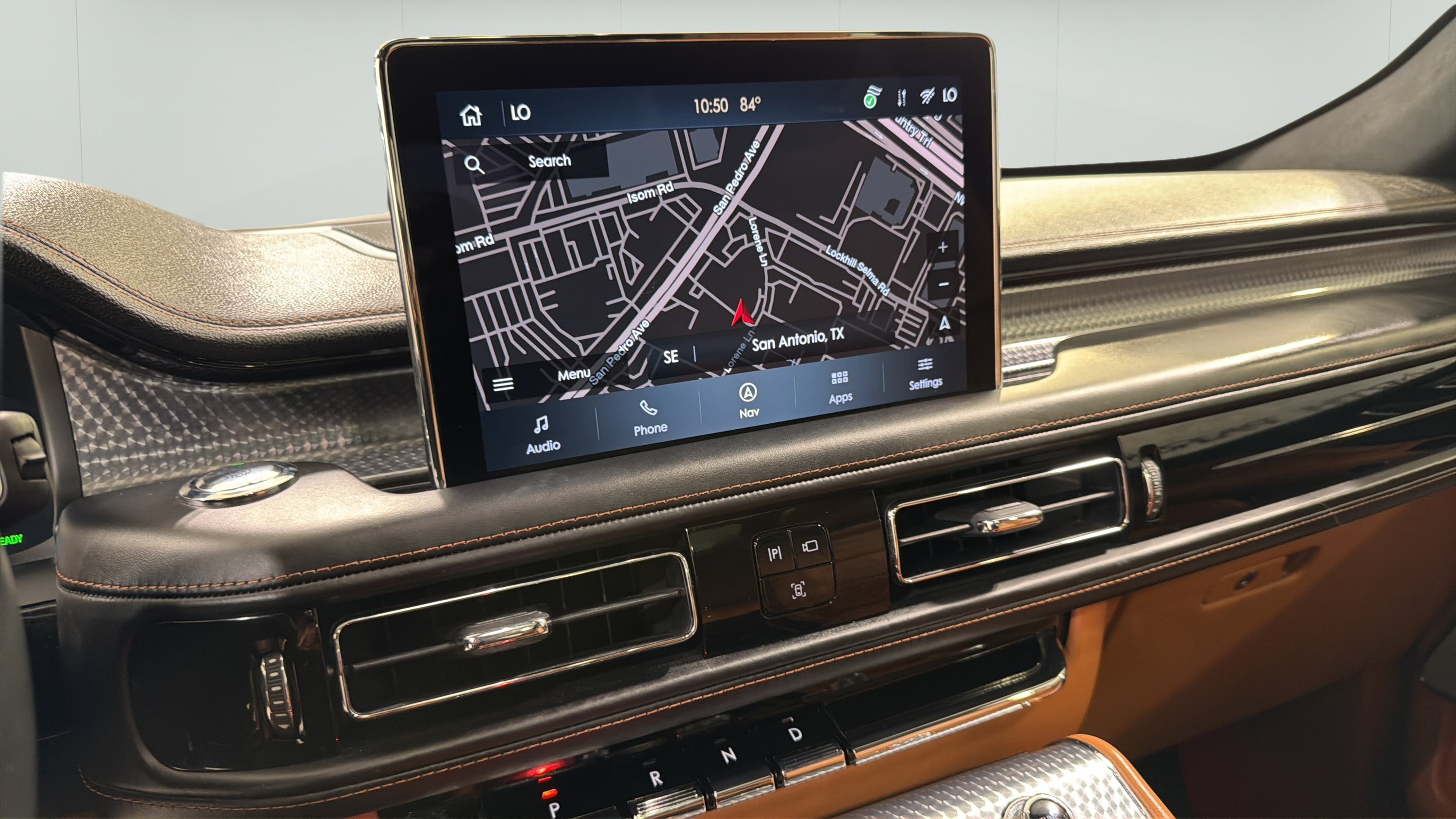 Used 2023 Lincoln Aviator Black Label Grand Touring w/ Class IV Trailer Tow Package AWD/4WD image 17