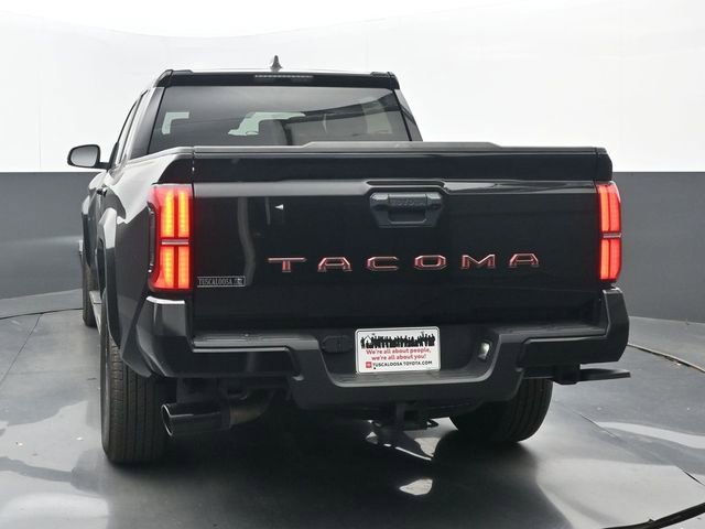 Used 2024 Toyota Tacoma TRD Sport image 4