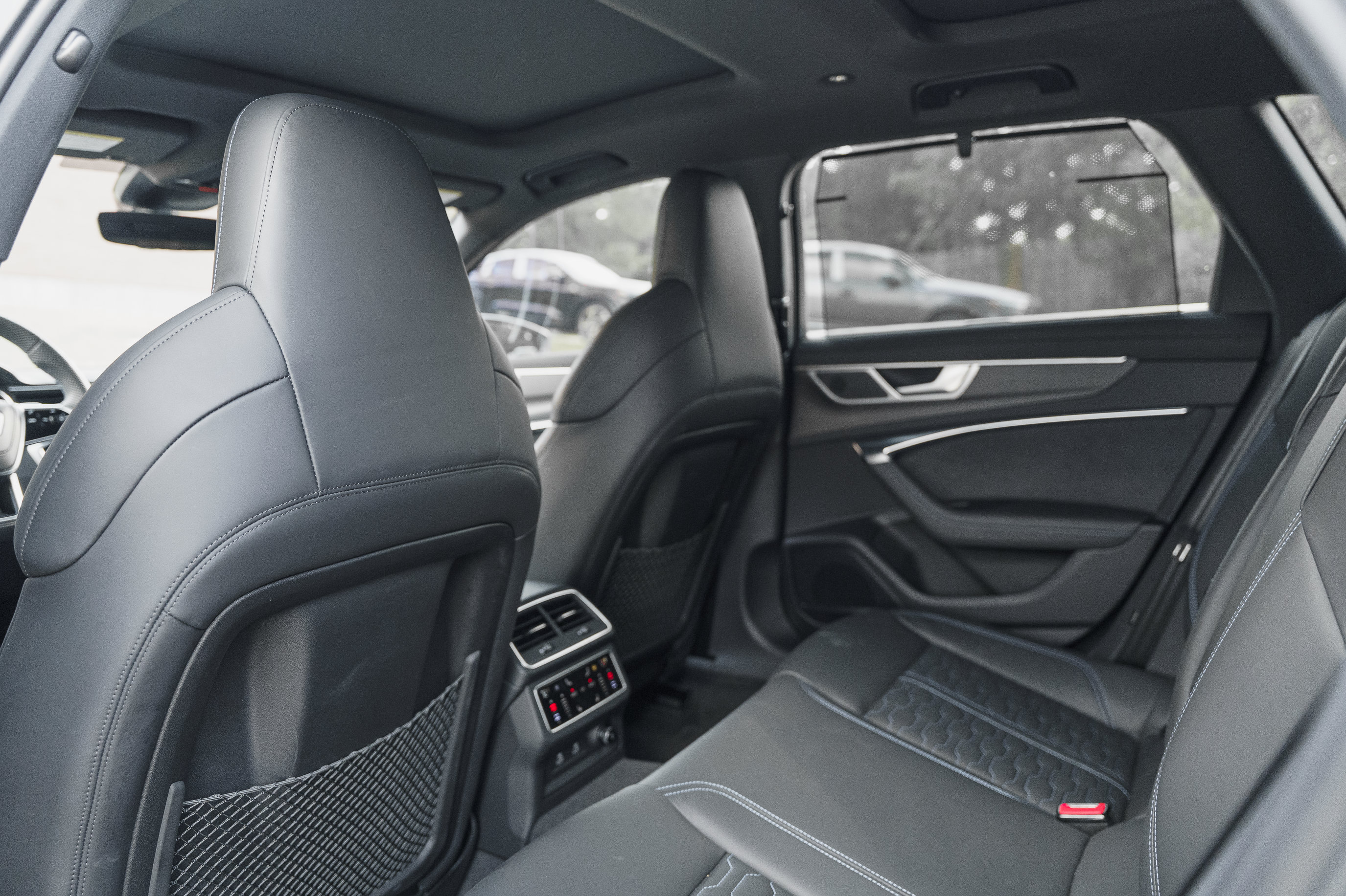 Used 2025 Audi RS 6 performance AWD/4WD image 26