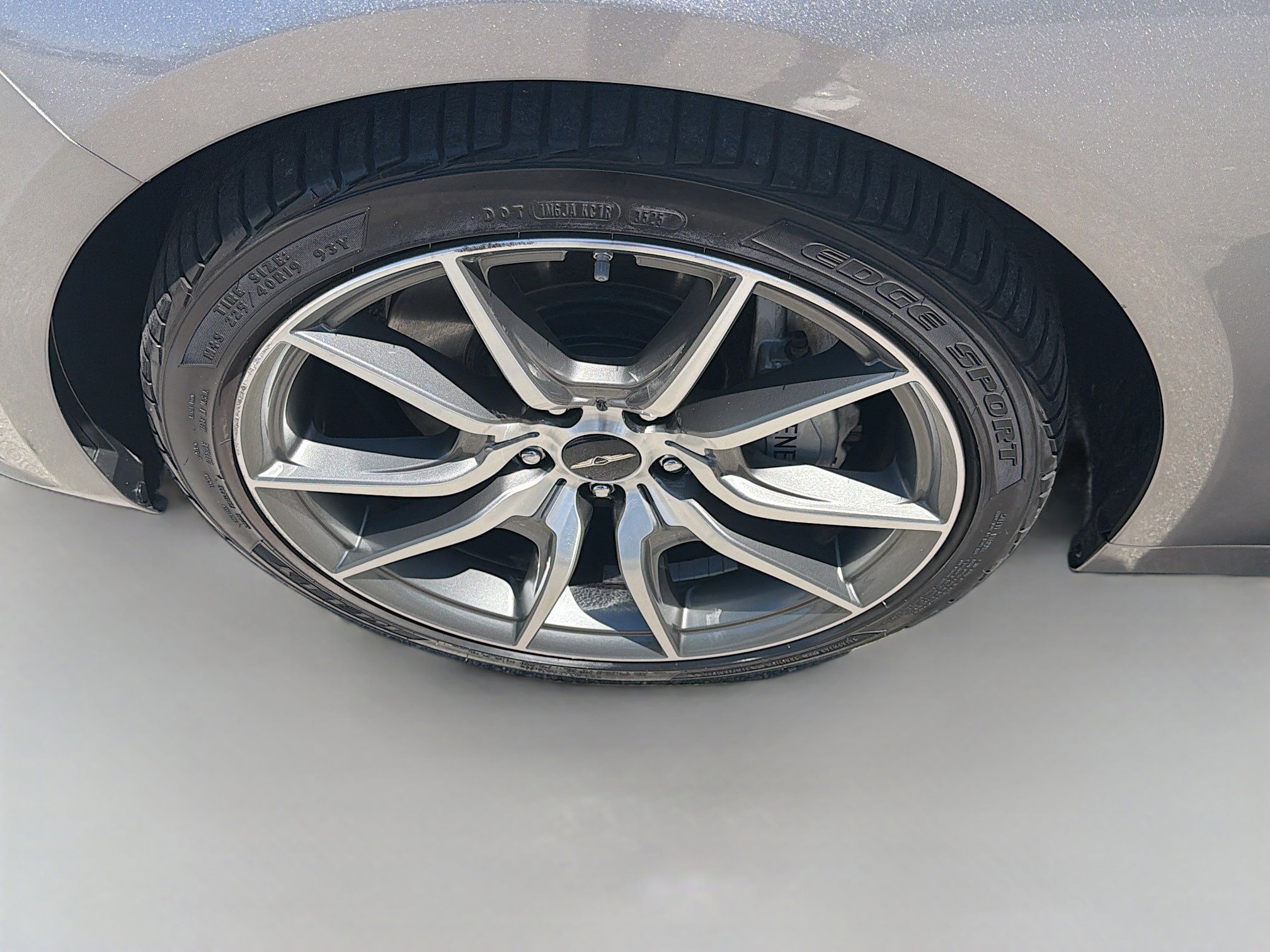 Used 2025 Genesis G70 2.5T RWD image 35