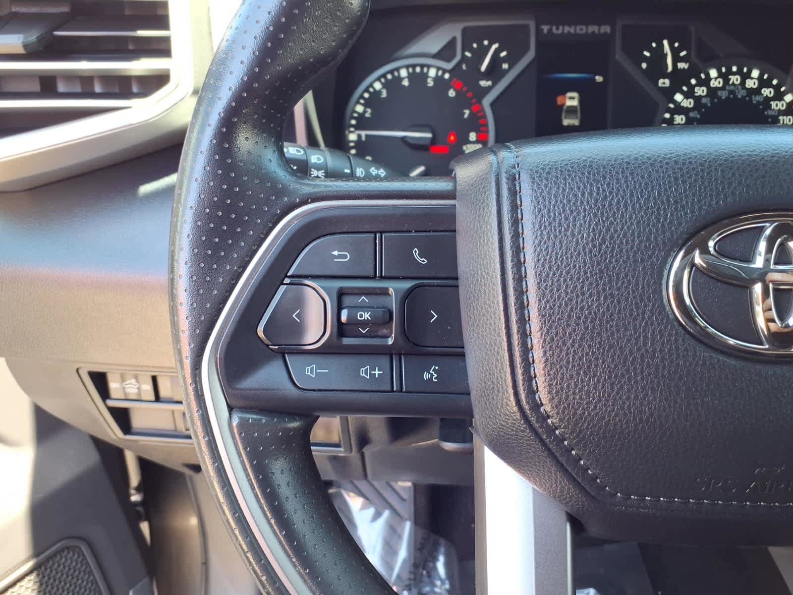 Used 2025 Toyota Tundra SR5 AWD/4WD image 10