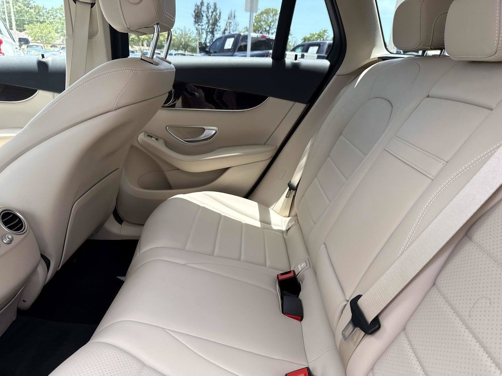 Certified 2022 Mercedes-Benz GLC 300 image 14